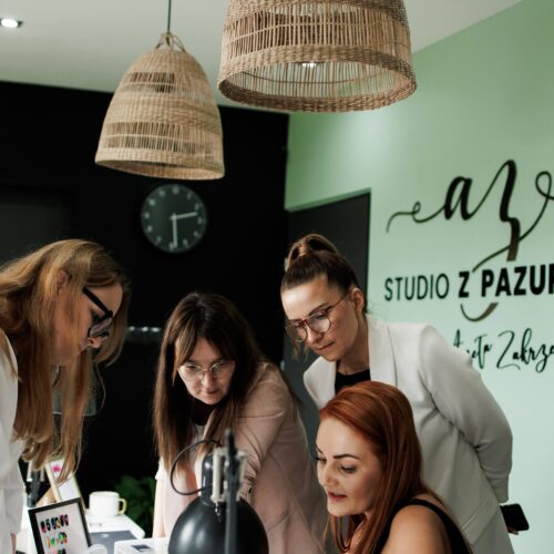 R6M_9880_Original Szkoła stylizacji paznokci